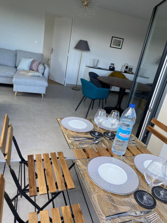 Bella Cruz 66 M2 Prestations Premium, Wifi, Balcon, Parking Avec Borne De Recharge Electrique, Plage Prieure, Commerces دينار المظهر الخارجي الصورة