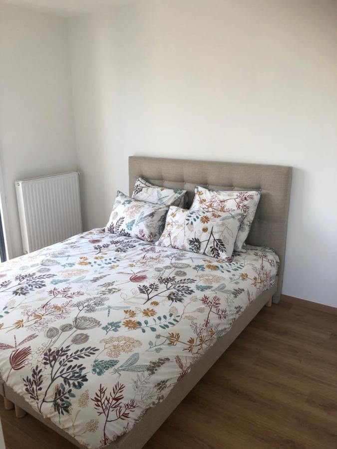 Bella Cruz 66 M2 Prestations Premium, Wifi, Balcon, Parking Avec Borne De Recharge Electrique, Plage Prieure, Commerces دينار المظهر الخارجي الصورة