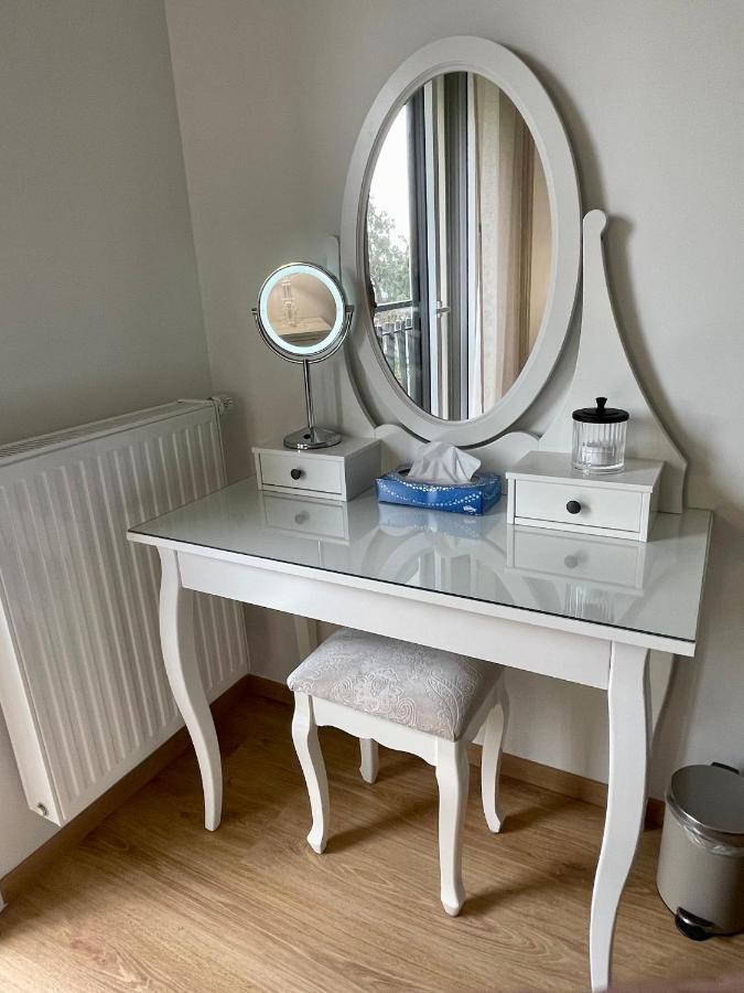 Bella Cruz 66 M2 Prestations Premium, Wifi, Balcon, Parking Avec Borne De Recharge Electrique, Plage Prieure, Commerces دينار المظهر الخارجي الصورة